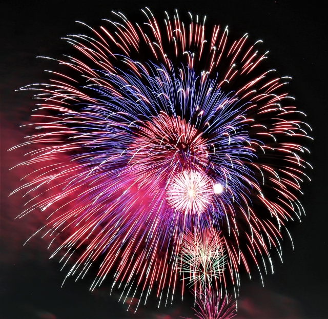 混雑回避！関西の隠れた花火大会穴場ベスト7